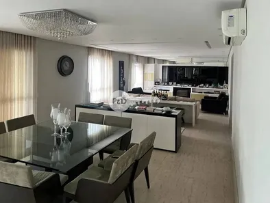 Apartamento com 3 Quartos à venda, 210m² no Vila Olímpia, São Paulo