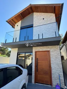 Casa com 4 Quartos à venda, 135m² no São João do Rio Vermelho, Florianópolis