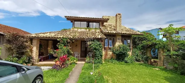 Casa com 2 Quartos à venda, 218m² no Morro das Pedras, Florianópolis