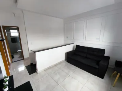 Casa de Condomínio com 2 Quartos para alugar, 56m² no Maracanã, Praia Grande