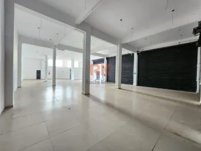 Ponto Comercial para alugar, 200m² no Cabral, Contagem