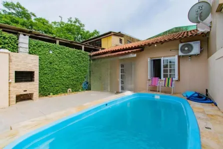 Casa com 2 Quartos à venda, 70m² no Rio Branco, Canoas