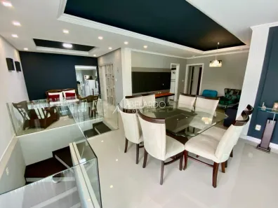 Casa com 3 Quartos para alugar, 303m² no Velha, Blumenau