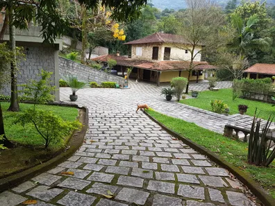 Fazenda/Sítio com 9 Quartos à venda, 2000m² no Barreira, Guapimirim