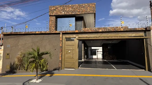 Casa com 4 Quartos à venda, 230m² no Setor Faiçalville, Goiânia