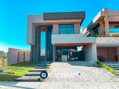 Casa de Condomínio com 4 Quartos à venda, 220m² no Cidade Alpha, Eusébio