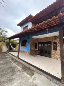 Casa com 4 Quartos para alugar, 70m² no Centro, Maricá