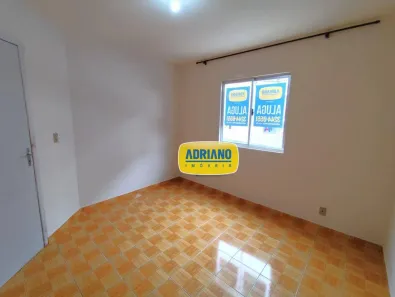Apartamento com 2 Quartos para alugar, 47m² no Serraria, São José
