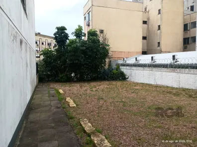 Lote/Terreno para alugar, 301m² no Jardim do Salso, Porto Alegre
