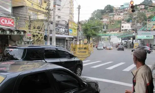 Ponto Comercial para alugar, 200m² no Fonseca, Niterói