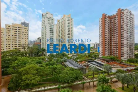 Apartamento com 3 Quartos à venda, 210m² no Vila Cruzeiro, São Paulo