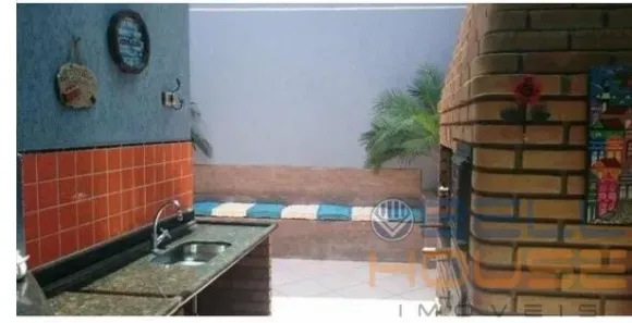 Sobrado com 3 Quartos à venda, 220m² no Vila Pinheirinho, Santo André