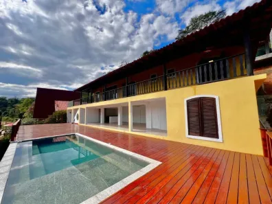 Casa de Condomínio com 4 Quartos à venda, 300m² no Cuiabá, Petrópolis