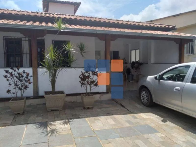 Casa com 4 quartos — Planalto, Belo Horizonte