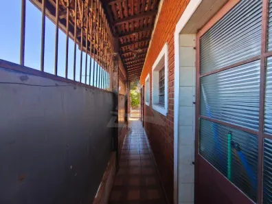 Casa com 3 Quartos para alugar, 200m² no Vila Georgina, Campinas