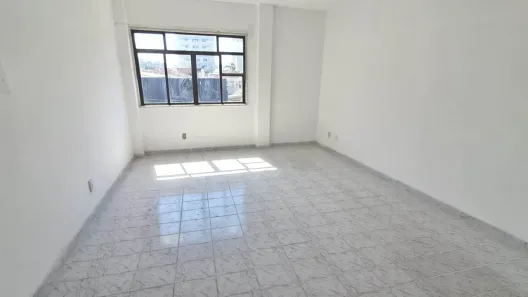 Kitnet para alugar, 35m² no Praça Seca, Rio de Janeiro