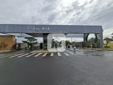 Casa de Condomínio com 2 Quartos para alugar, 47m² no Aclimação, Uberlândia