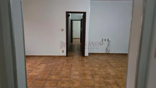 Casa com 3 Quartos à venda, 250m² no Vila Cordeiro, Bauru