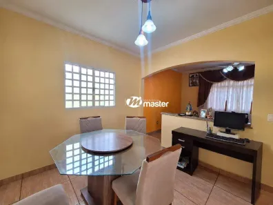 Imóvel Comercial com 3 Quartos à venda, 145m² no Jardim Bela Vista, Rio Claro