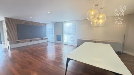 Casa de Condomínio com 4 Quartos para alugar, 383m² no Cidade Industrial, Curitiba