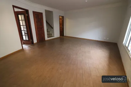 Sobrado com 4 Quartos à venda, 330m² no Santa Quitéria, Curitiba