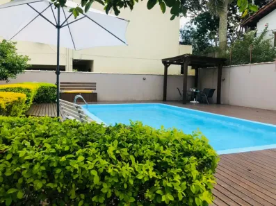 Casa com 4 Quartos para alugar, 250m² no Canasvieiras, Florianópolis