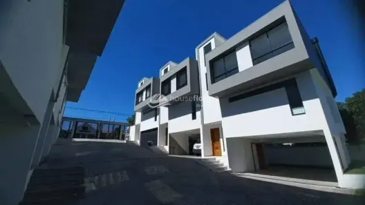 Casa de Condomínio com 3 Quartos à venda, 164m² no Rio Tavares, Florianópolis