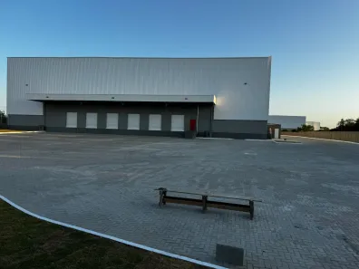 Galpão/Depósito/Armazém para alugar, 2000m² no Civit II, Serra