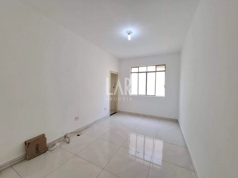 Apartamento com 3 quartos — Funcionários, Belo Horizonte