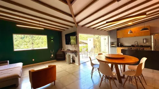 Casa com 3 Quartos à venda, 160m² no Fazenda Inglesa, Petrópolis
