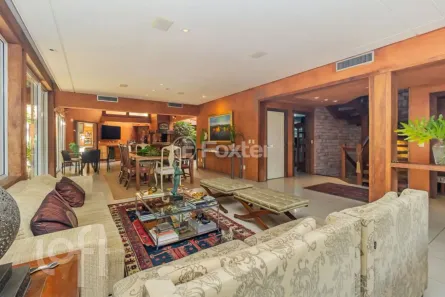 Casa com 5 Quartos à venda, 687m² no Chácara das Pedras, Porto Alegre