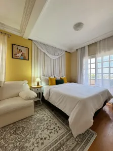 Casa com 5 Quartos à venda, 130m² no Parolin, Curitiba
