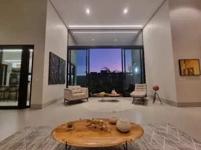 Casa de Condomínio com 4 Quartos à venda, 590m² no Jardins Munique, Goiânia