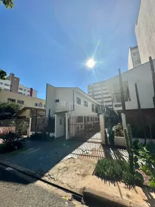 Kitnet com 1 Quarto para alugar, 20m² no Zona 07, Maringá
