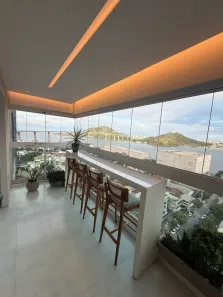 Apartamento com 3 Quartos para alugar, 98m² no Enseada do Suá, Vitória