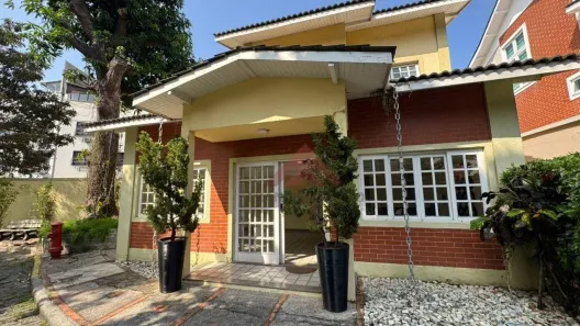 Casa com 4 Quartos à venda, 250m² no Ingá, Niterói