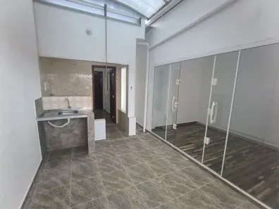 Kitnet com 1 Quarto para alugar, 25m² no Bosque dos Eucaliptos, São José dos Campos