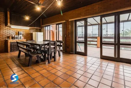 Casa com 3 Quartos à venda, 380m² no Partenon, Porto Alegre