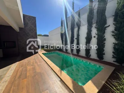 Casa de Condomínio com 3 Quartos para alugar, 280m² no Granja Marileusa, Uberlândia