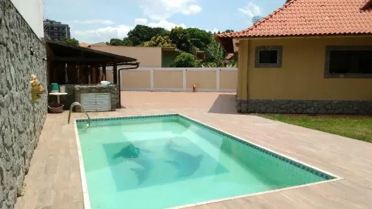 Casa com 3 Quartos à venda, 600m² no Vila Valqueire, Rio de Janeiro