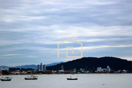 Apartamento com 2 Quartos à venda, 58m² no Centro, Penha