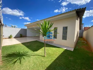 Casa com 3 Quartos à venda, 250m² no Parque Oeste Industrial, Goiânia