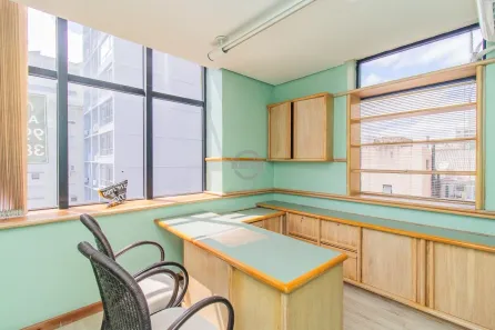 Sala Comercial para alugar, 46m² no Rio Branco, Porto Alegre