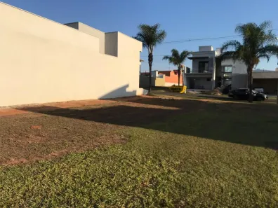 Lote/Terreno à venda, 338m² no Palm Park, Estiva Gerbi