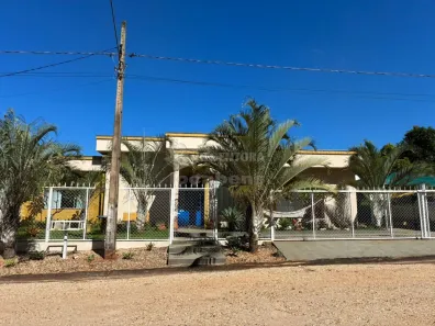 Fazenda/Sítio com 5 Quartos à venda, 230m² no , Buritama