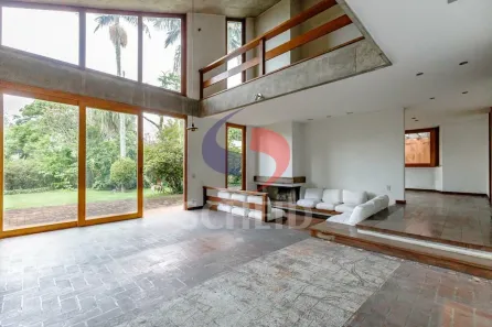 Casa com 5 Quartos para alugar, 505m² no Jardim Petrópolis, São Paulo