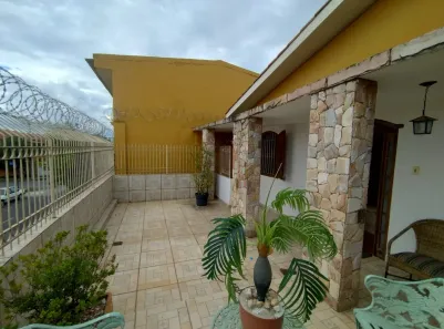 Casa com 3 Quartos à venda, 288m² no Renascença, Belo Horizonte