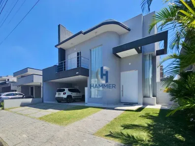 Casa de Condomínio com 3 Quartos à venda, 255m² no Bairro do Grama, Caçapava