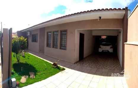 Casa com 3 Quartos à venda, 160m² no Parque das Laranjeiras, Maringá