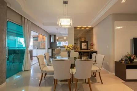Apartamento com 4 Quartos à venda, 195m² no Meia Praia, Itapema